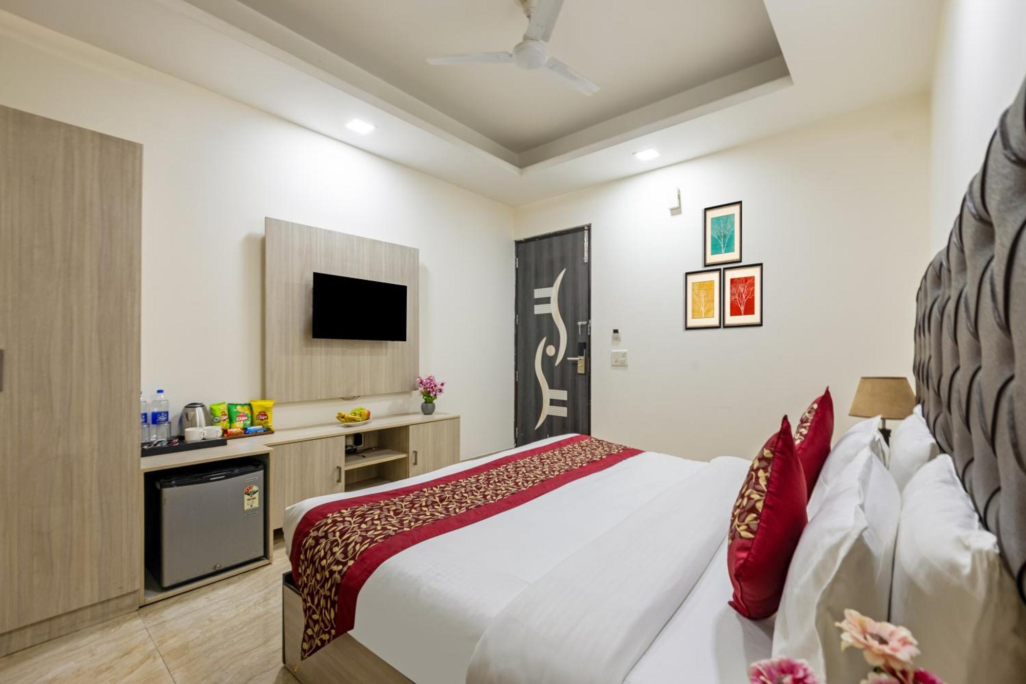 Kabul Hotel By Nexhub Palace - Medanta Gurgaon Esterno foto