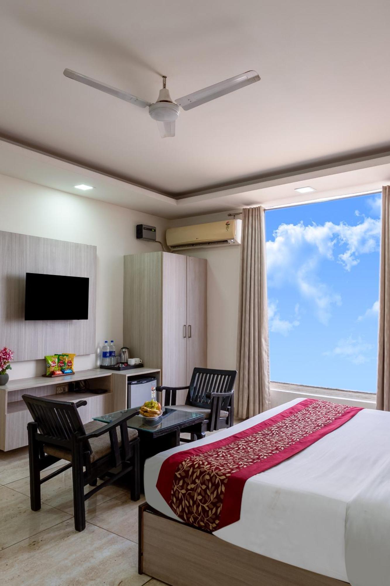 Kabul Hotel By Nexhub Palace - Medanta Gurgaon Esterno foto