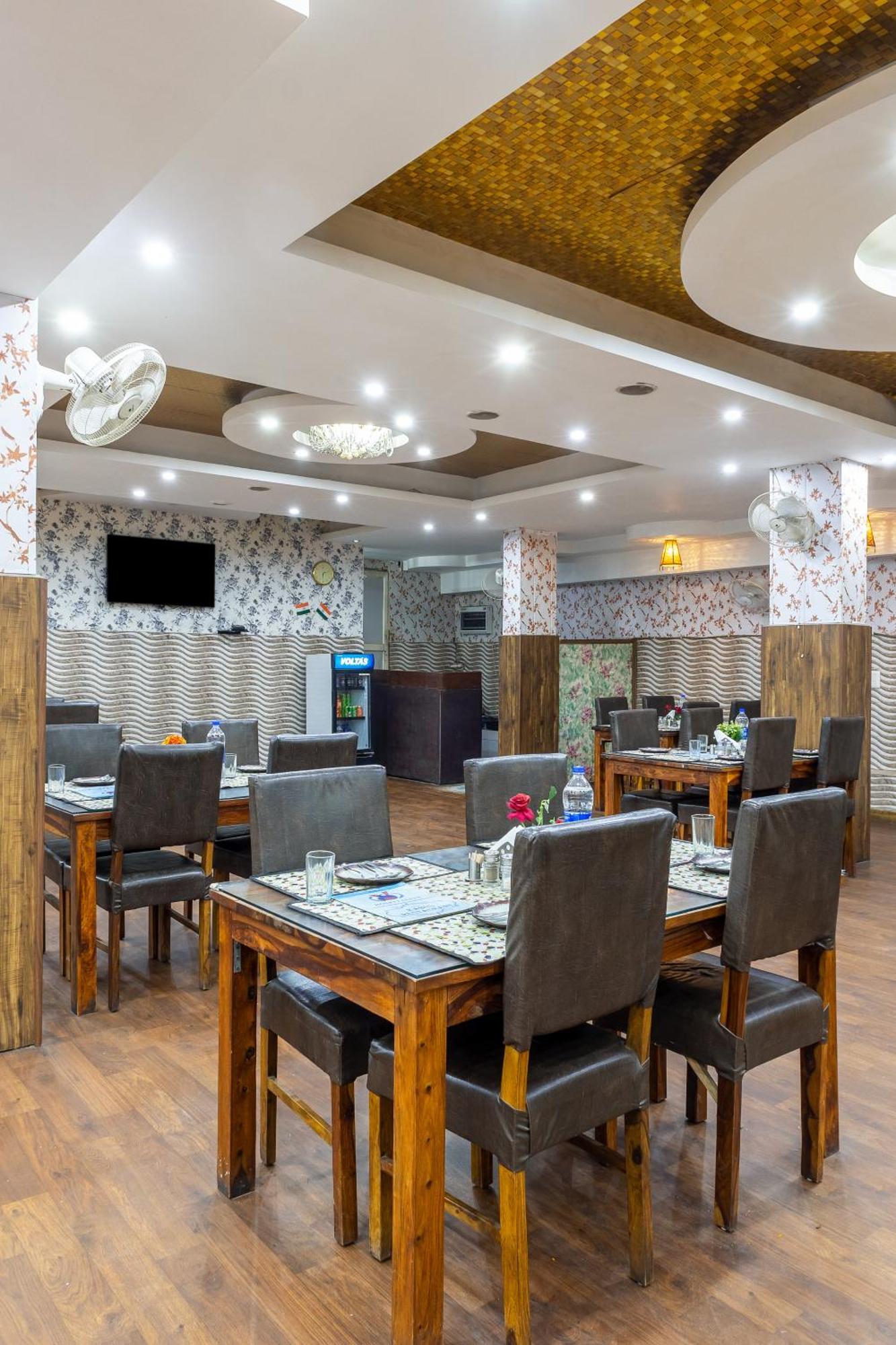 Kabul Hotel By Nexhub Palace - Medanta Gurgaon Esterno foto